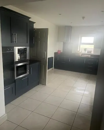 Klondell House Holiday home